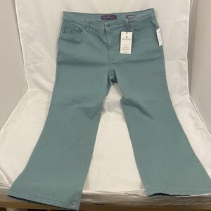 Gloria Vanderbilt The Original Slimming Jean Amanda Size 16S Teal NWT